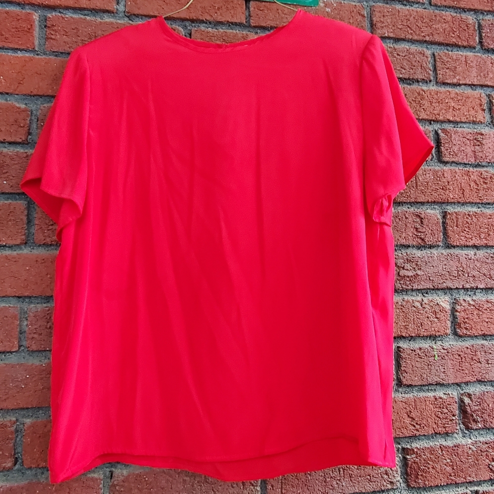 Women's blouse